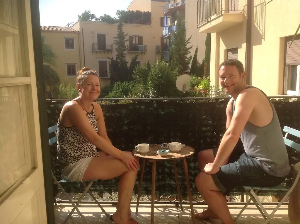 B&B Domus Dei Cocchieri Palermo Bed & Breakfast
